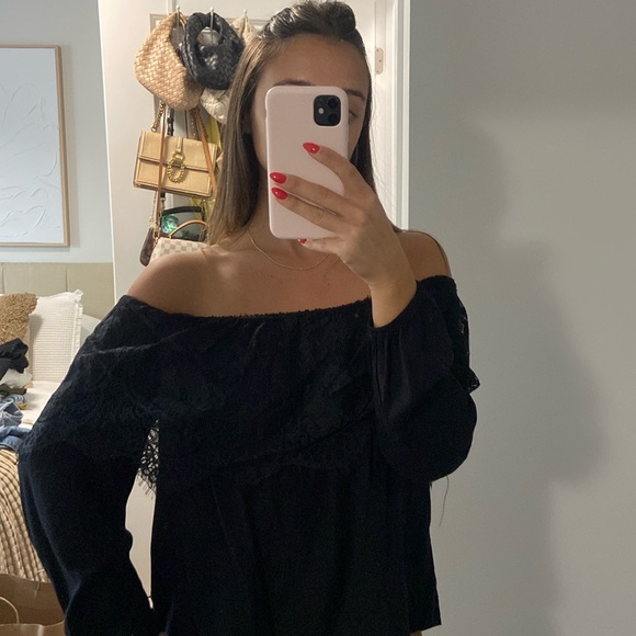 Black Off the Shoulder Top - Picture 1 of 5